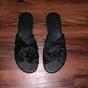 Forever 21 Bow Slides (Black) NWT